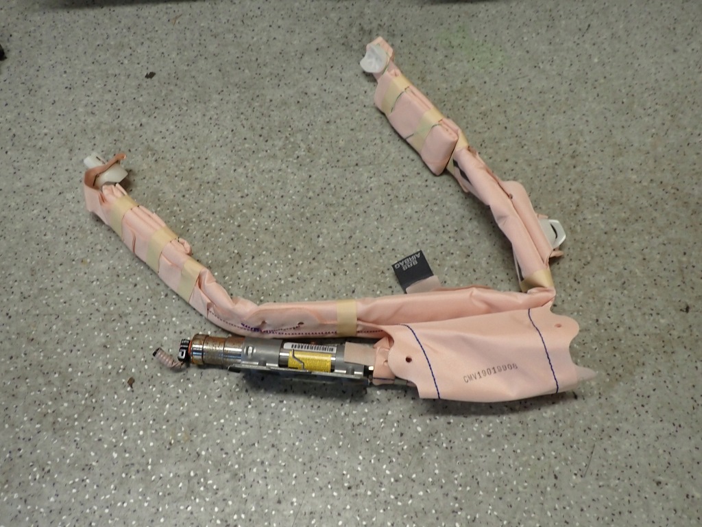 фото №4, Toyota iq 08-12 шторка безпеки задня