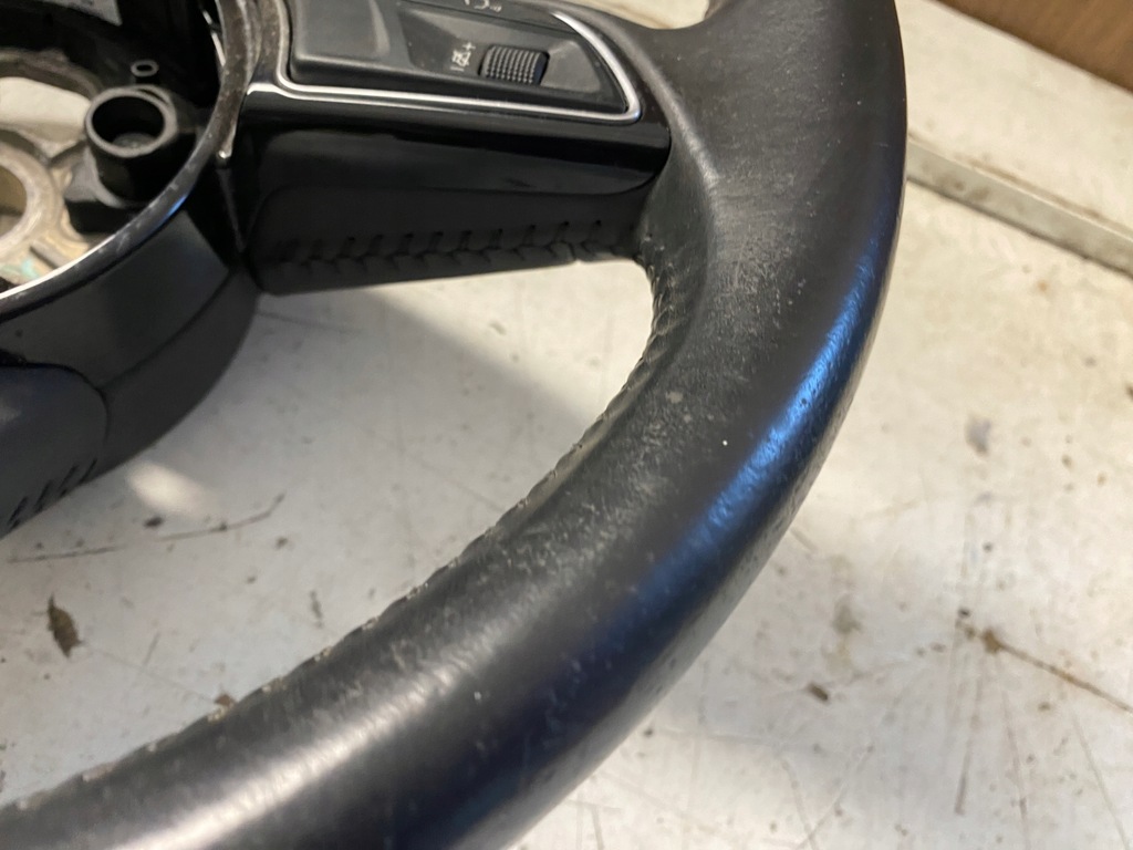 фото №10, Audi a4 b9 воздуховод кожа мультифункция 8w0419091e