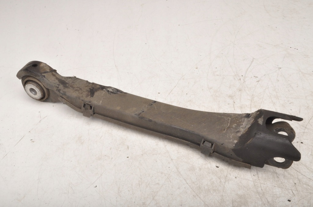 фото №1, Mercedes glc x253 2.0 рычаг правый задняя 18r