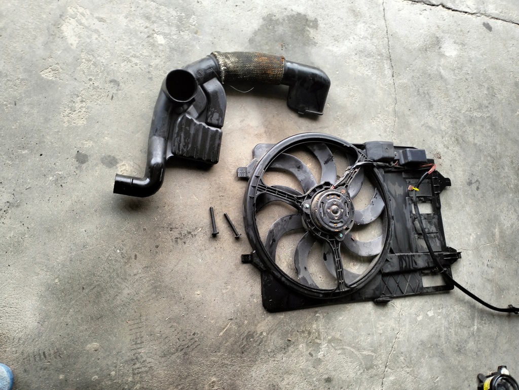 фото №1, Вентилятор радіатора корпус mini cooper r50 r53 1.6 16v 01-06 корпус труба