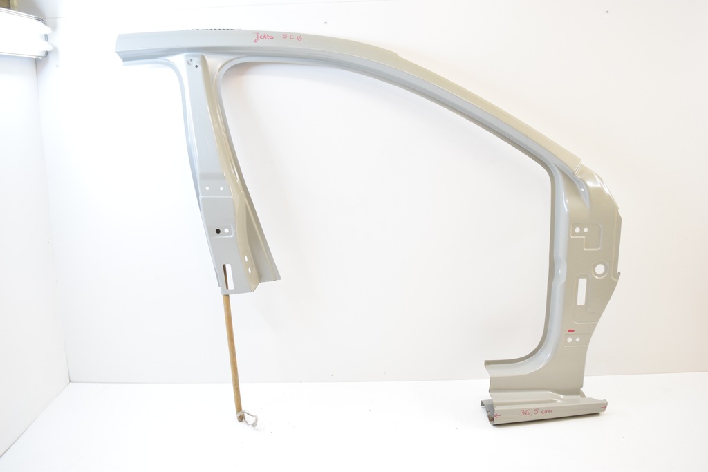 фото №1, Jetta 5c6 поріг блок двигуна правий