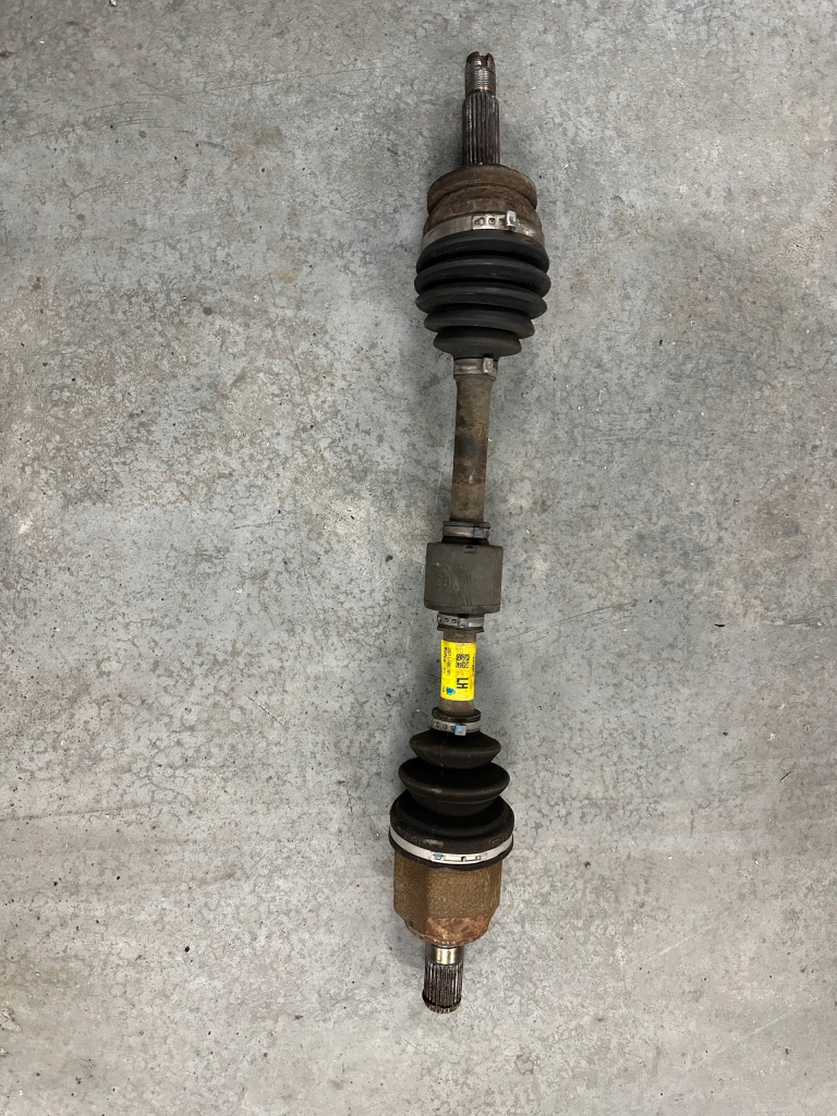 фото №1, Kia stonic приводной вал левая 1.0 автоматическая коробка передач 49500-h8270