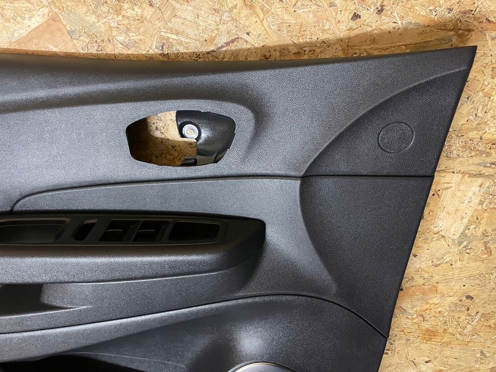 фото №2, Обшивка дверь левый перед renault captur i lift