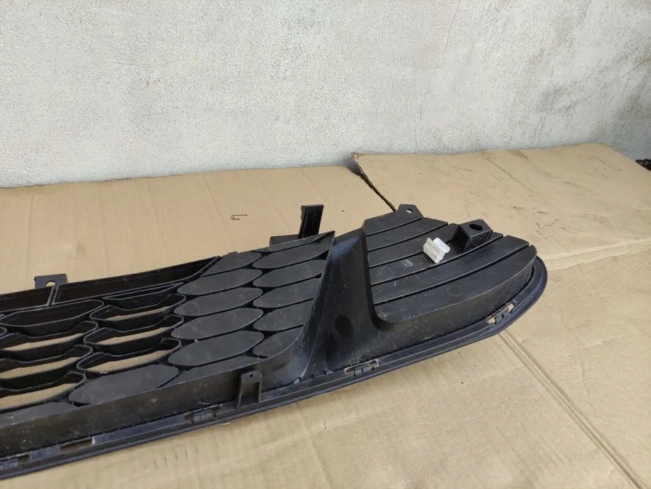 фото №8, Решётка бампера средняя kia cee'd iii