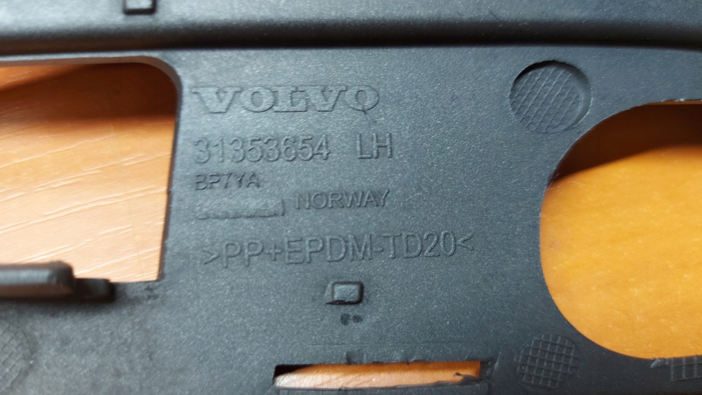 фото №13, Молдинг решётка бампера левая левый перед передняя volvo s60 v60 13-17