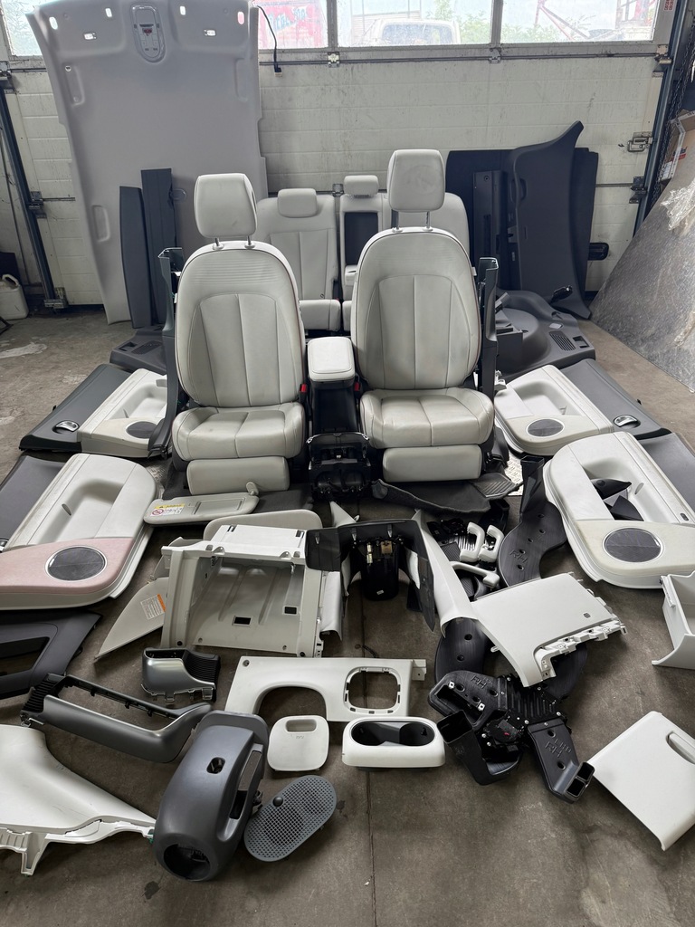 фото №1, Hyundai ioniq v 5 21- сиденья заднее сиденье обшивки салон комплект