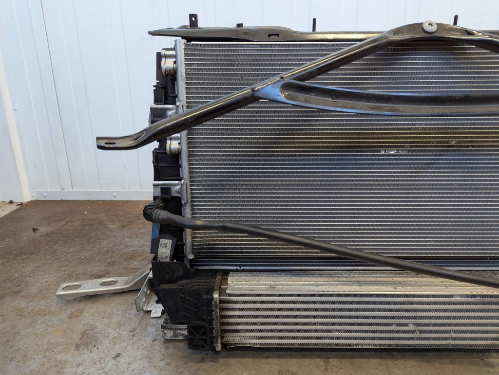 фото №12, Bmw 2 f44 gran coupe 2019-2024 220i pas перед підсилювач балка радіатор