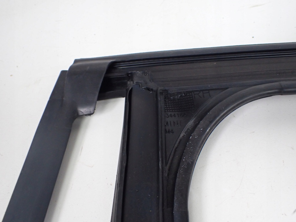 фото №8, Прокладка дверь задних правых mini f54 clubman