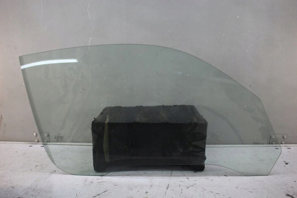 фото №1, Стекло правая перед porsche 996 911 cabrio