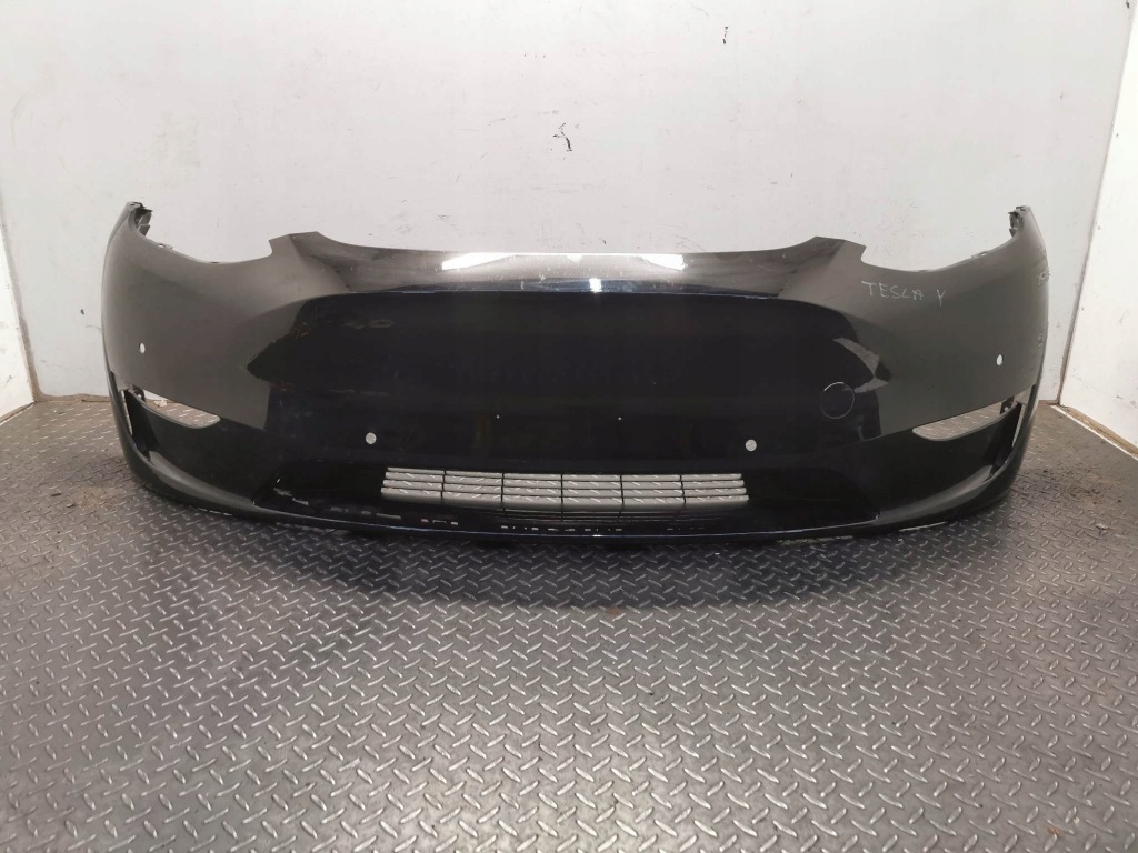 фото №1, Бампер перед tesla model y лак solid blach