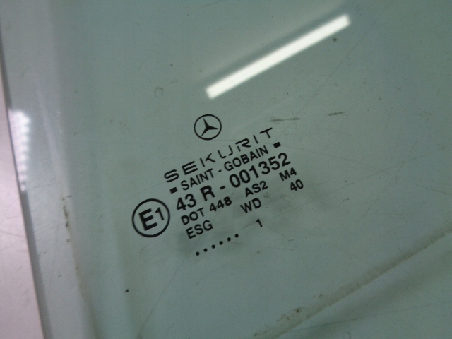 Стекло дверь левый задний  mercedes a-klasa w168 2001 rok Доставка