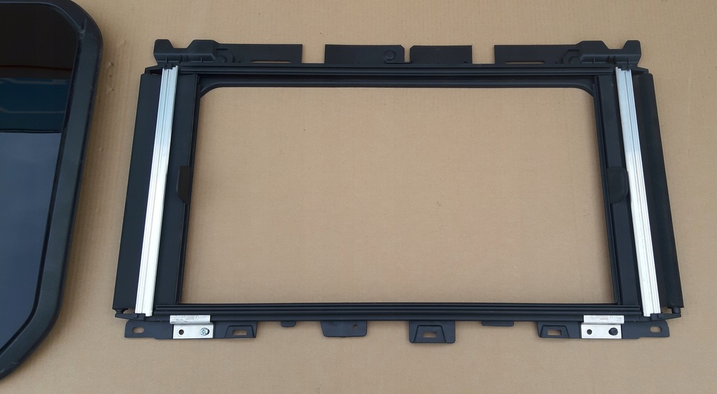 фото №4, Scania r s ngs люк электрический рамка корпус 2532780