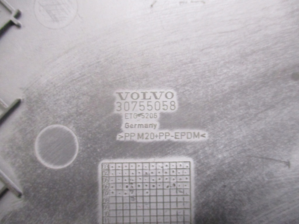 фото №5, Гумовий елемент вкладиш 30755058 volvo v50 i 07-12r.