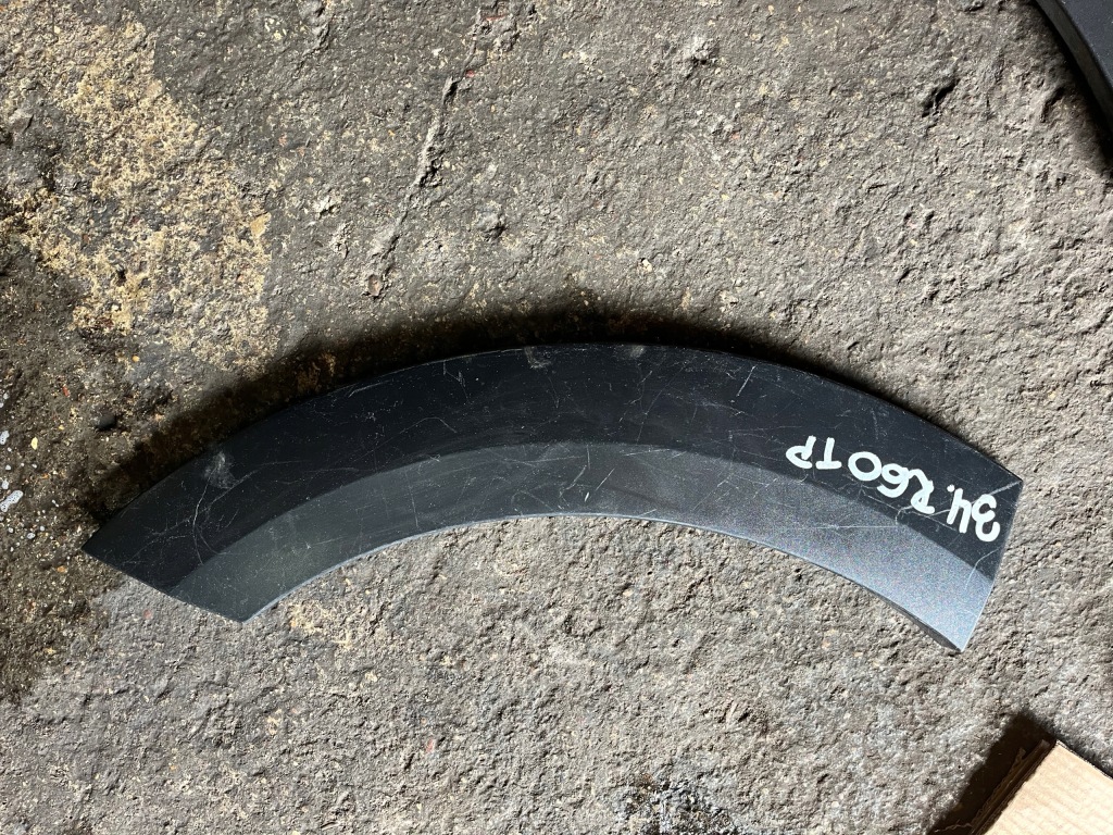 Купити 34 mini r60 молдинг крила задня права 9800770