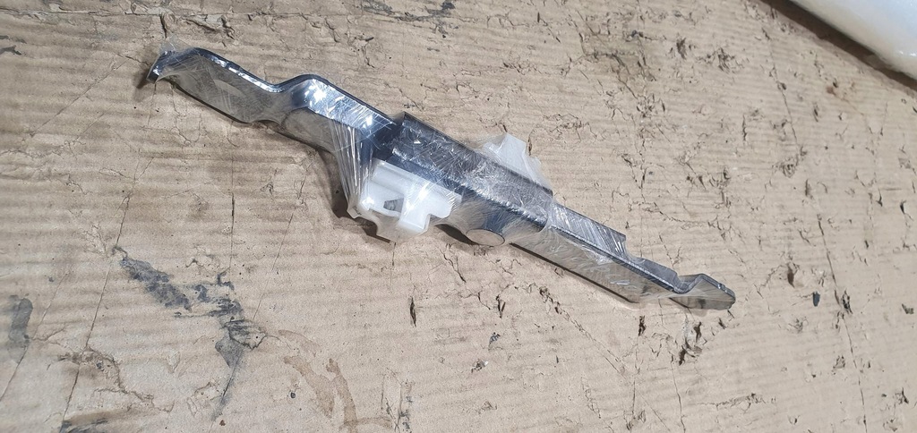 фото №5, Ползунок регулировки поперечина левый правый комплект x2 citroen c4 aircross