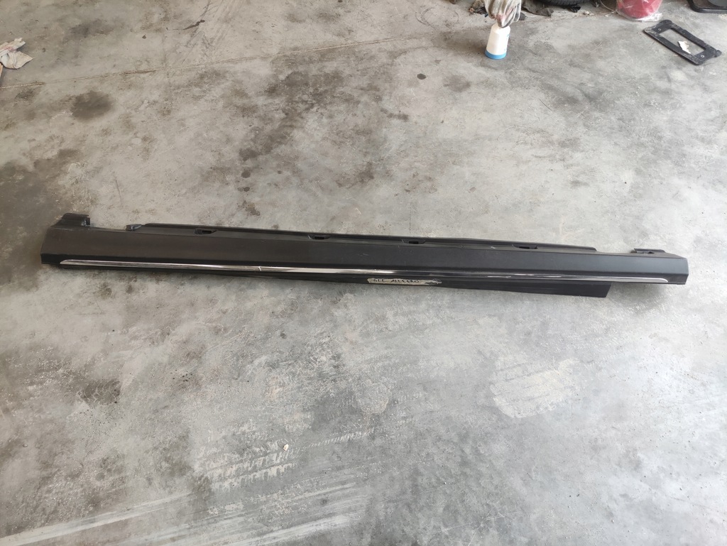 фото №1, Mercedes gle накладка порог левая