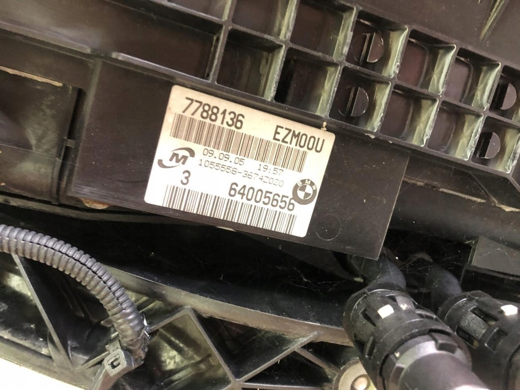 фото №13, Pas передній радіатор 7788136 bmw x3 e83 2.0d