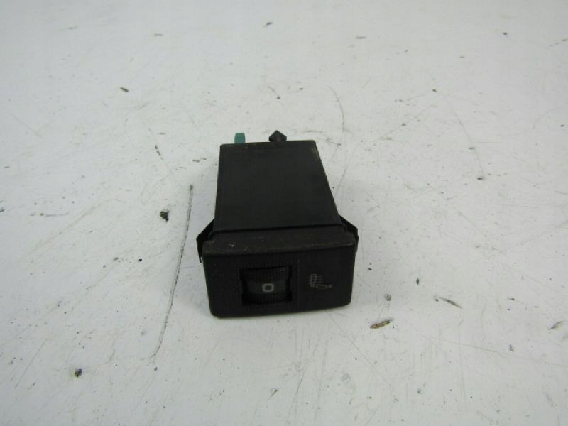 фото №1, Audi a4 b5 вимикач обігріву сидіння 8d0963563