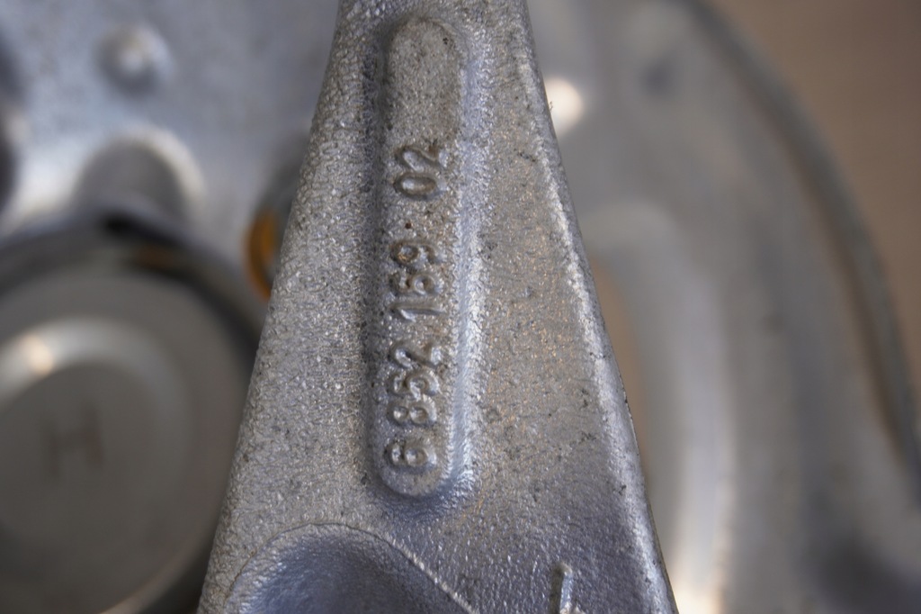 фото №6, Поворотний кулак амортизатор bmw i3 lci 6852159