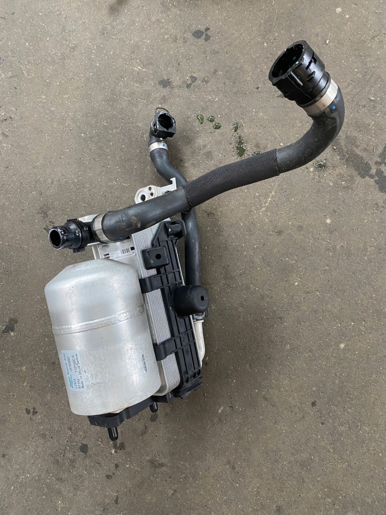 фото №1, Bmw x5 g05 конденсатор кондиционера 6847990