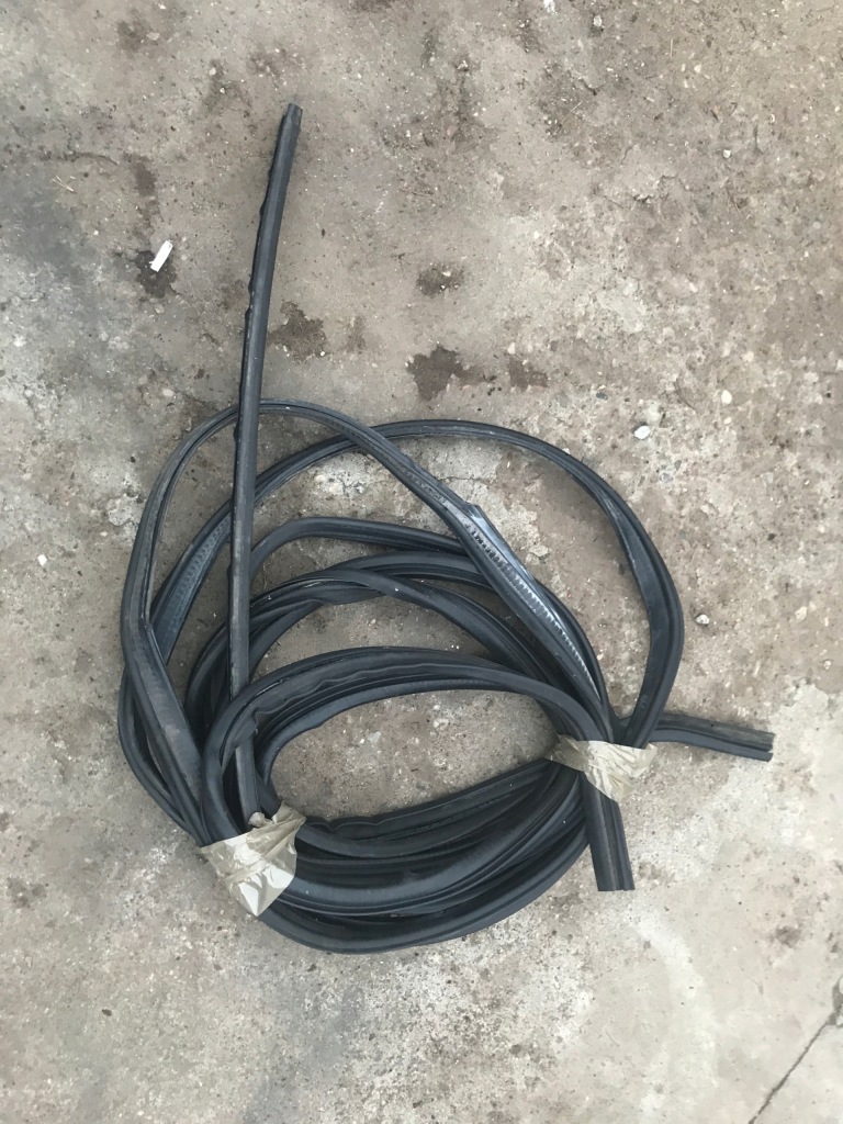 фото №2, Ущільнювачі двері кришки задня albra palio lift orygina