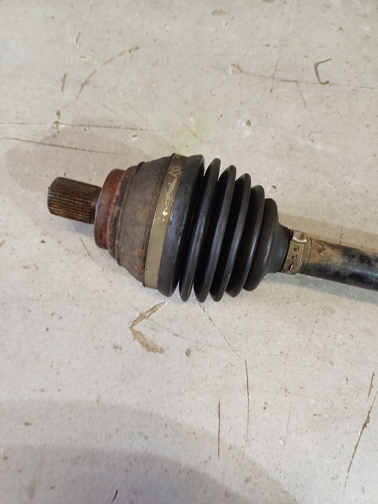 фото №5, Привідний вал ліва vw golf vi , vw passat b7 1.4 tsi cax 1k0407271kp