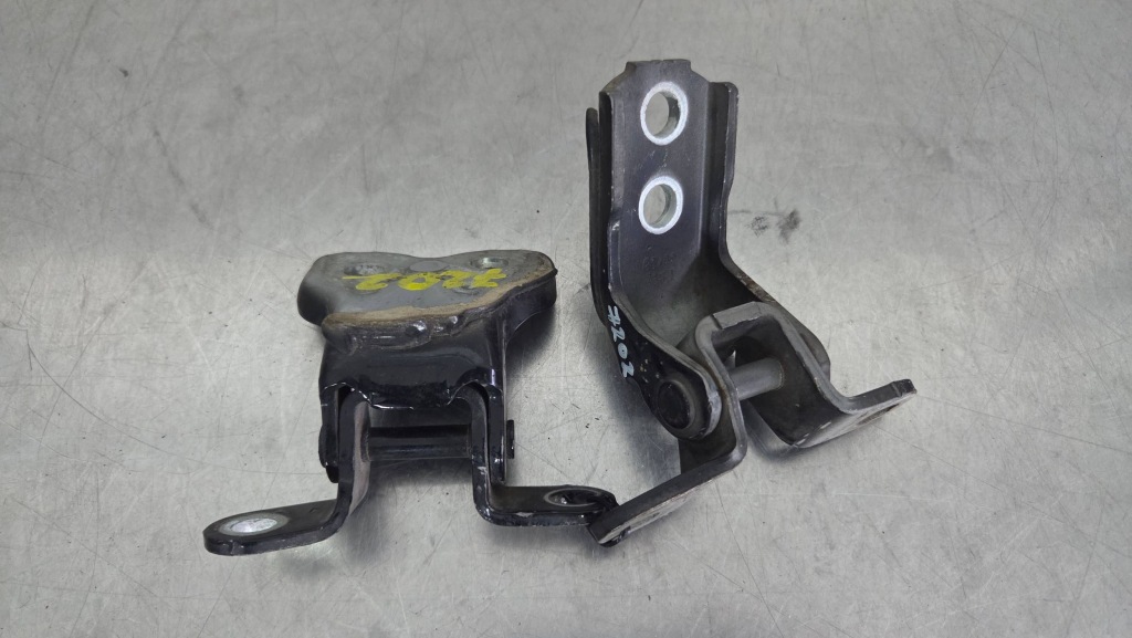 фото №1, Citroen c1 peugeot 107 петля петлі двері передніх правих kpl. 7202