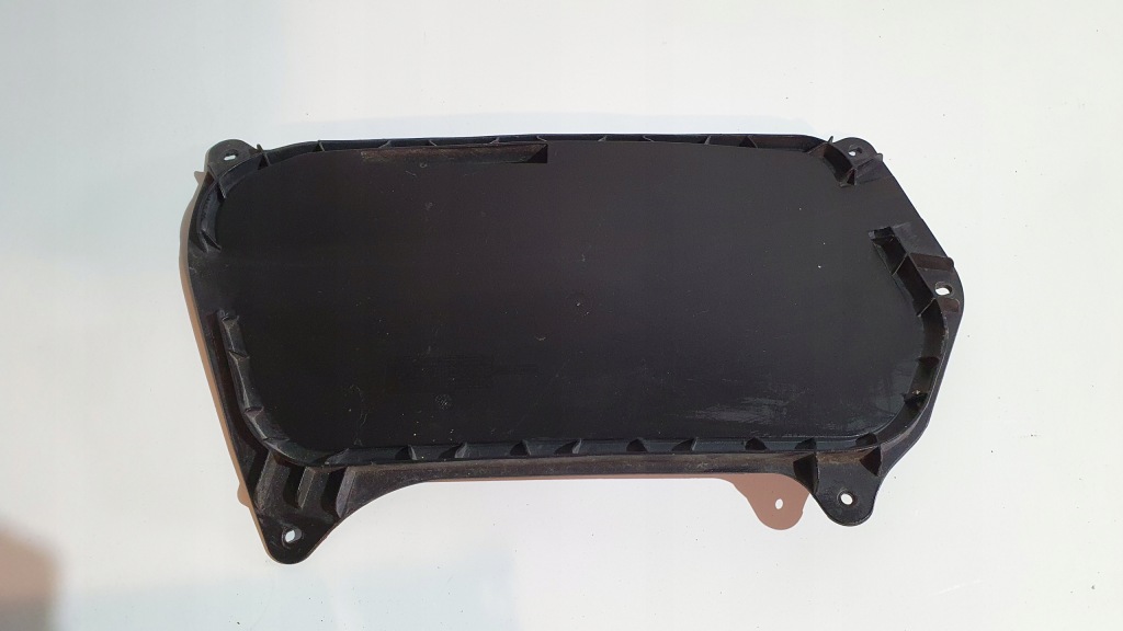 Купити Захист впуск капот лівий mercedes w172 a1728800105