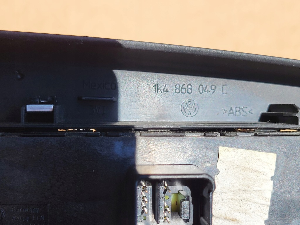 фото №13, Переключатель окон lp регулировка зеркал панель управление vw golf v 1k оригинальный номер eu