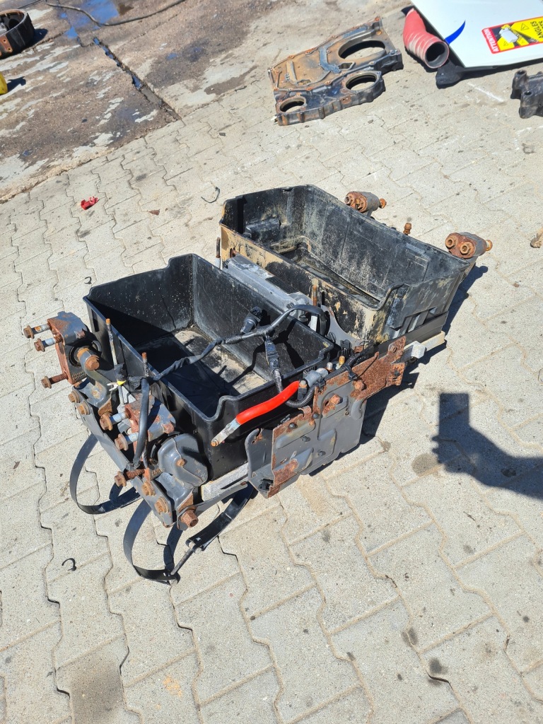 Коробка акумуляторів volvo fh 13 fh 4 fm fmx renault gama t range задні Доставка