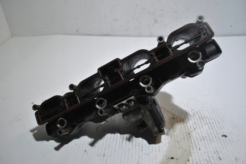 фото №6, Колектор регулятор кришка golf v 06d133209s