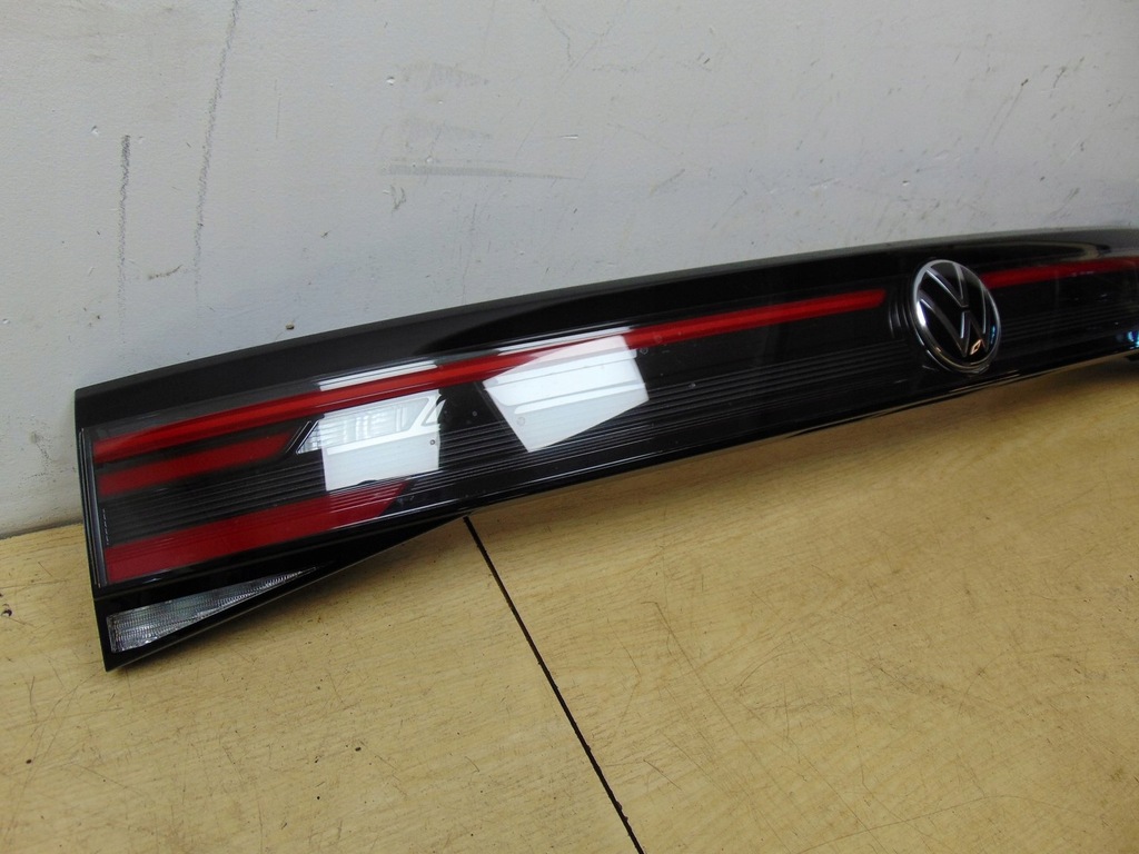 фото №6, Накладка крышки багажника лампы led vw taigo 2g7945093