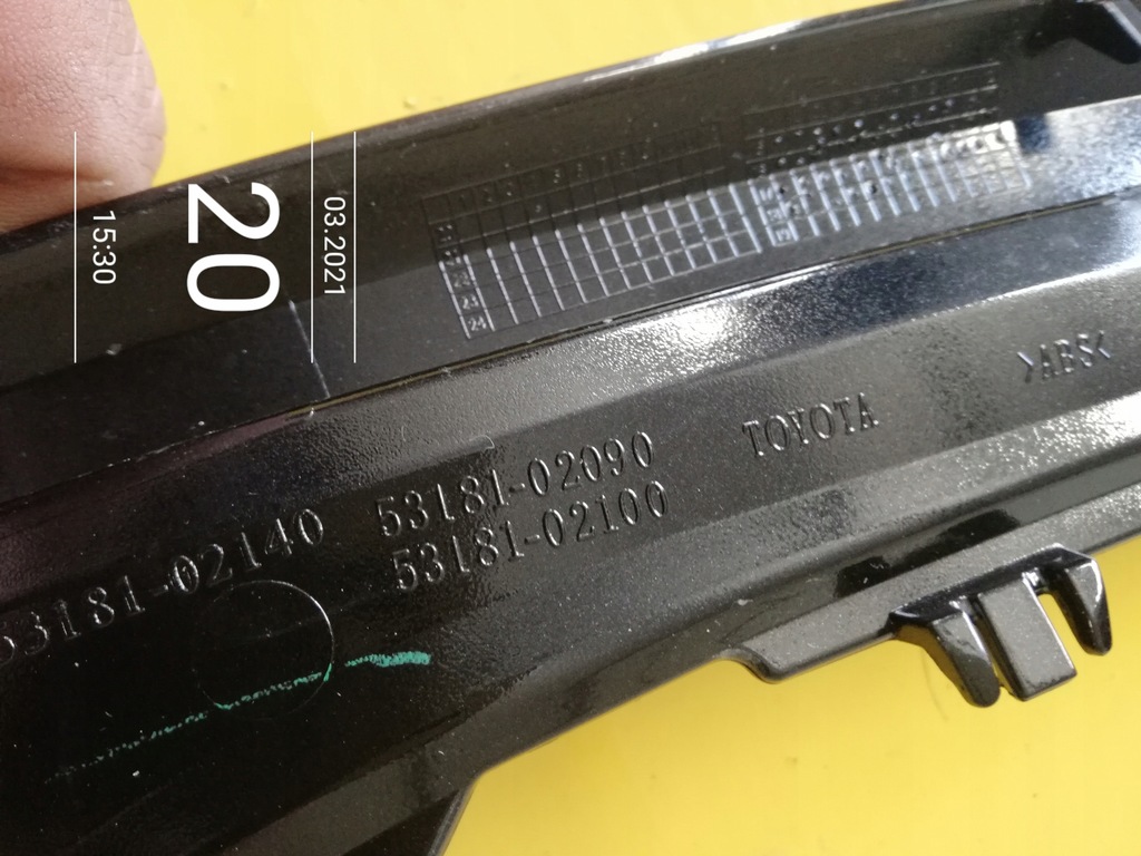 фото №7, Toyota auris ii молдинг фара лампи перед 15-