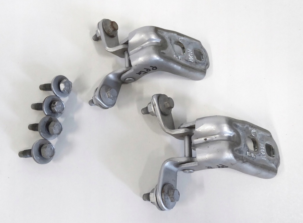 фото №1, Петли дверь правый перед z176 opel astra k 5