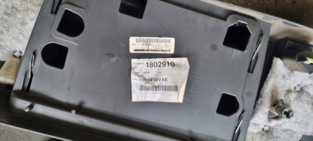 фото №10, Jeep grand cherokee wj обшивка багажника