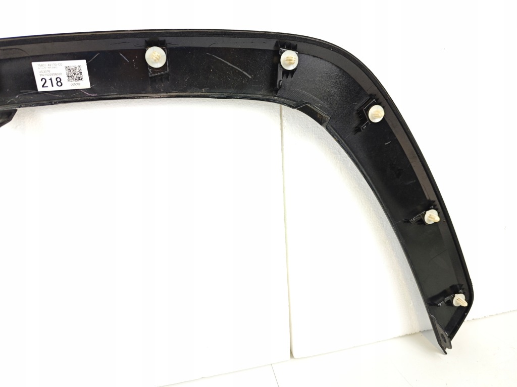 фото №13, Toyota rav4 v молдинг накладка крила правий перед 75601-42170