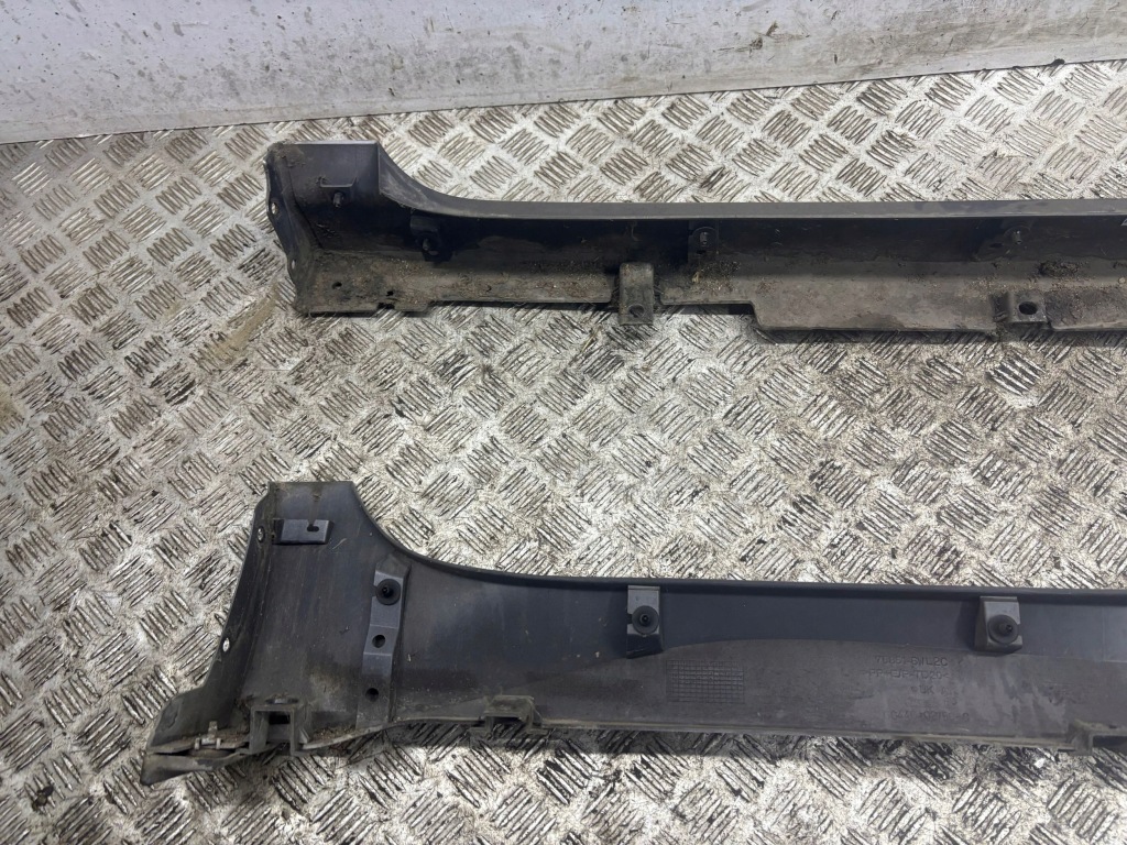 Накладка поріг комплект nissan leaf ii ze1 768506wl2d Ціна