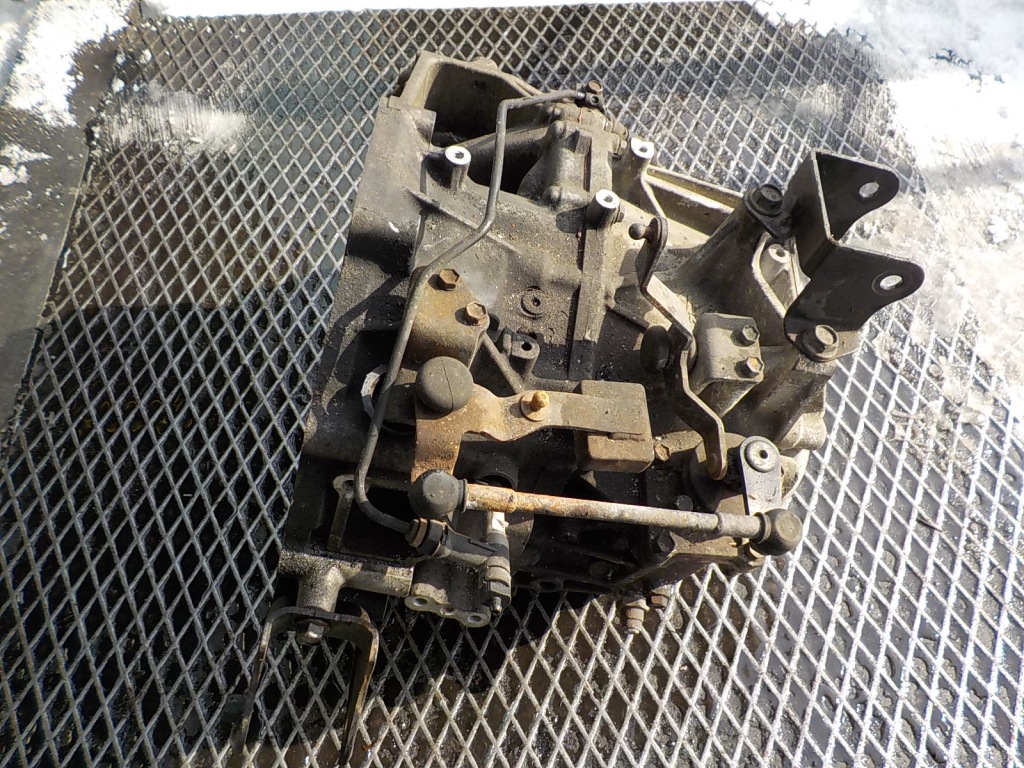 Dodge caliber 2.0 crdi коробка передач передач p05273355ad Доставка