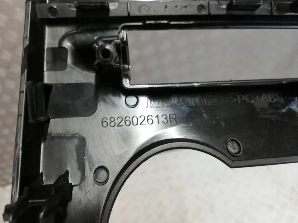 фото №3, Рамка консоли dacia duster ii 682602613r