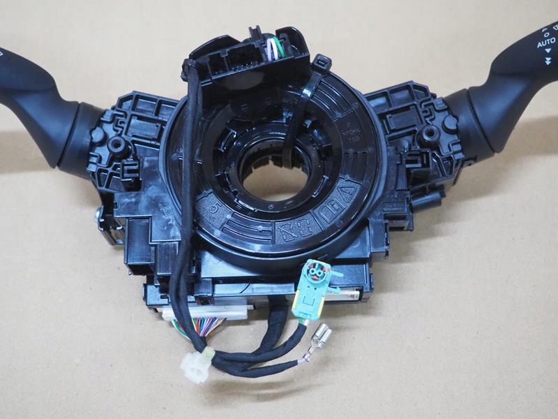 фото №3, Переключатель комбинированный лента подушка безопасности toyota rav4 v