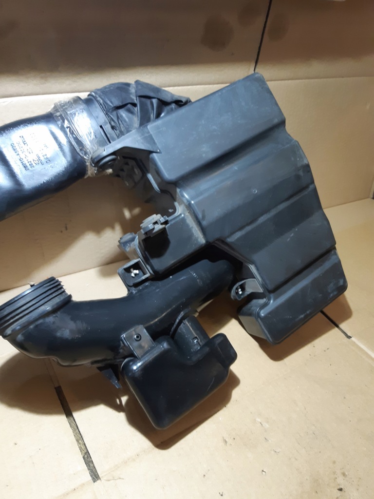 фото №4, Kia ceed ii 1.6 crdi резонатор труба воздуха 28210-a5820