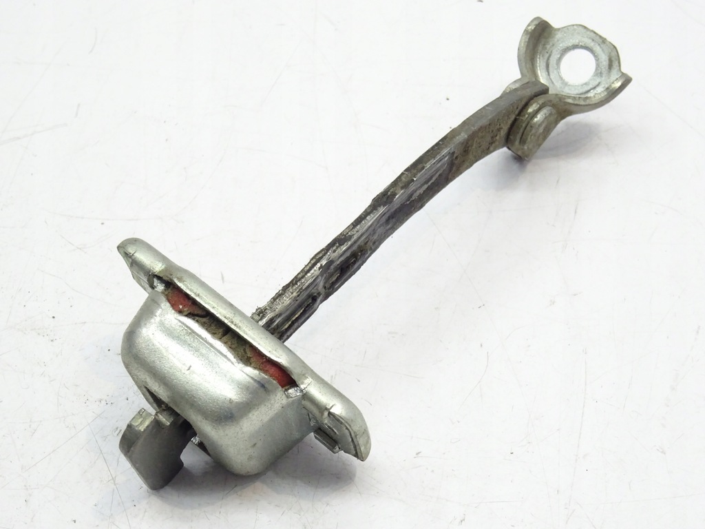 фото №5, Ограничитель дверь задняя toyota aygo peugeot 107 citroen c1 2005-2014