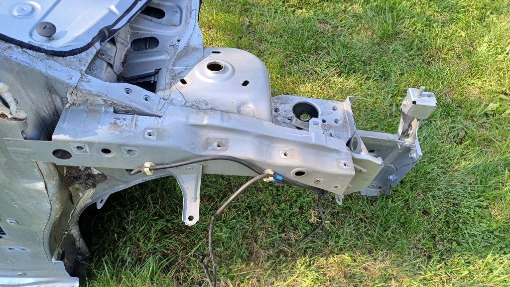 фото №3, Renault megane iv лонжерон блок двигателя подкрылок правый