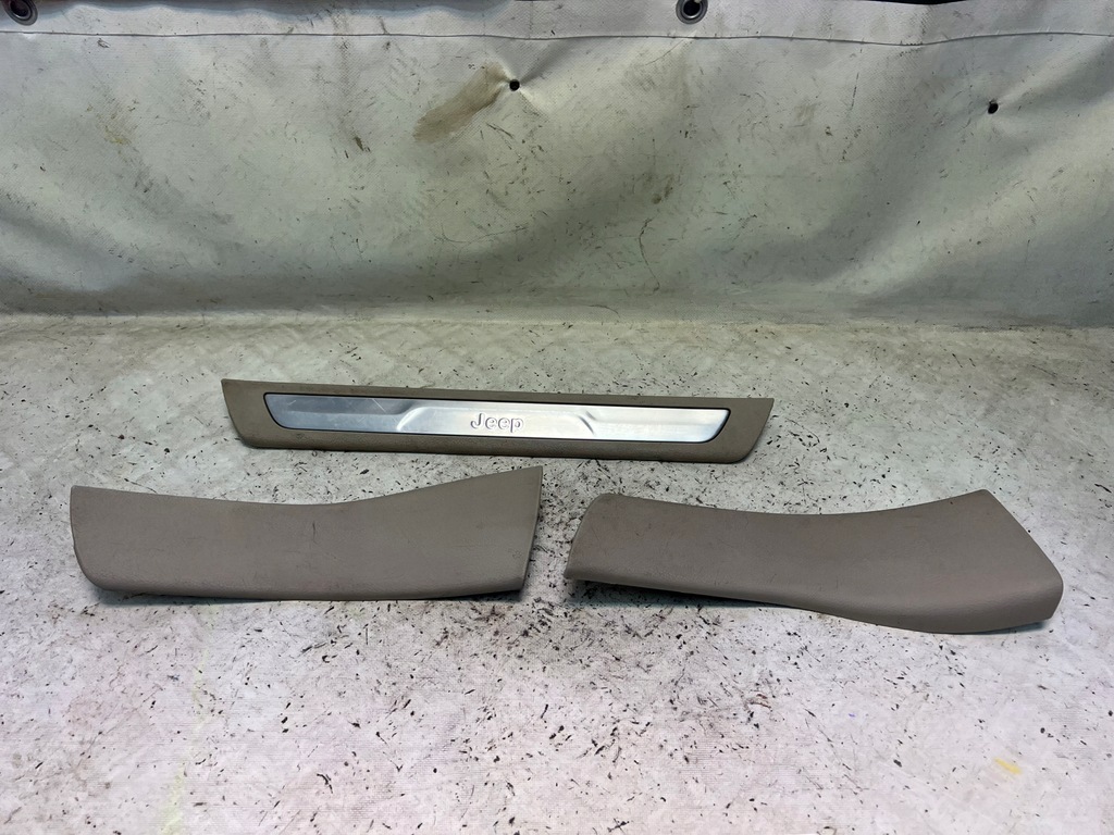 фото №1, Jeep grand cherokee wk2 молдинг накладка порог