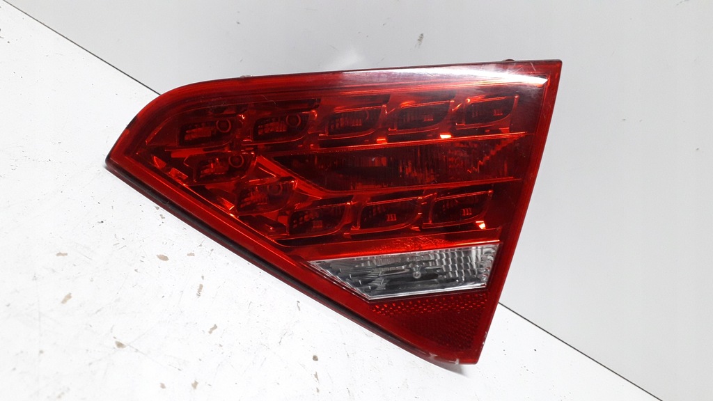 фото №1, Audi a5 лампа правая задняя led w крышка 8t0945094a