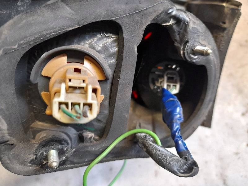 фото №2, Лампа правая задняя mazda 6