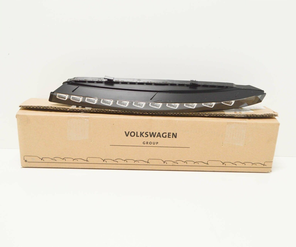 фото №1, Audi q7 4l передня частина бампер left поворот сигнал indicator 4l0953041e