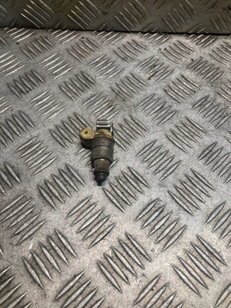 Купить Mini one - cooper кабриолет  r52 форсунка топлива