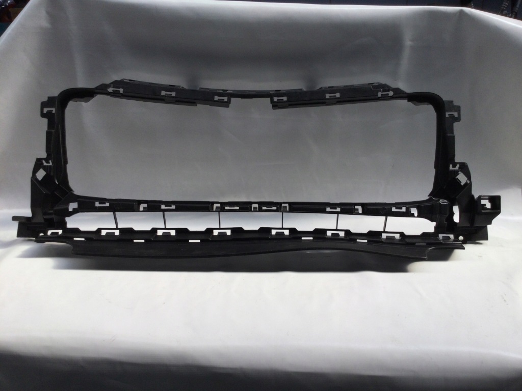 Купить Защита радиатора mercedes g klasa w463 63 amg