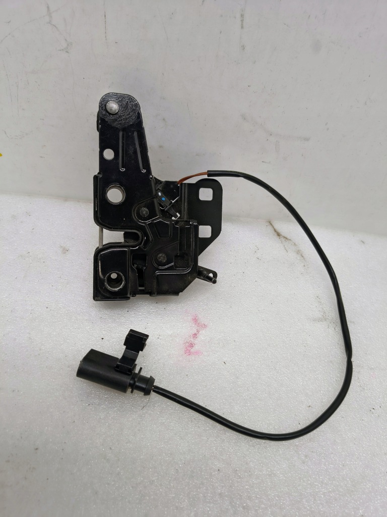 Купить Замок капот audi r8 420823509c